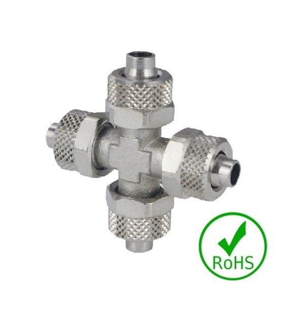 Czwórnik skręcany do węża 6/4